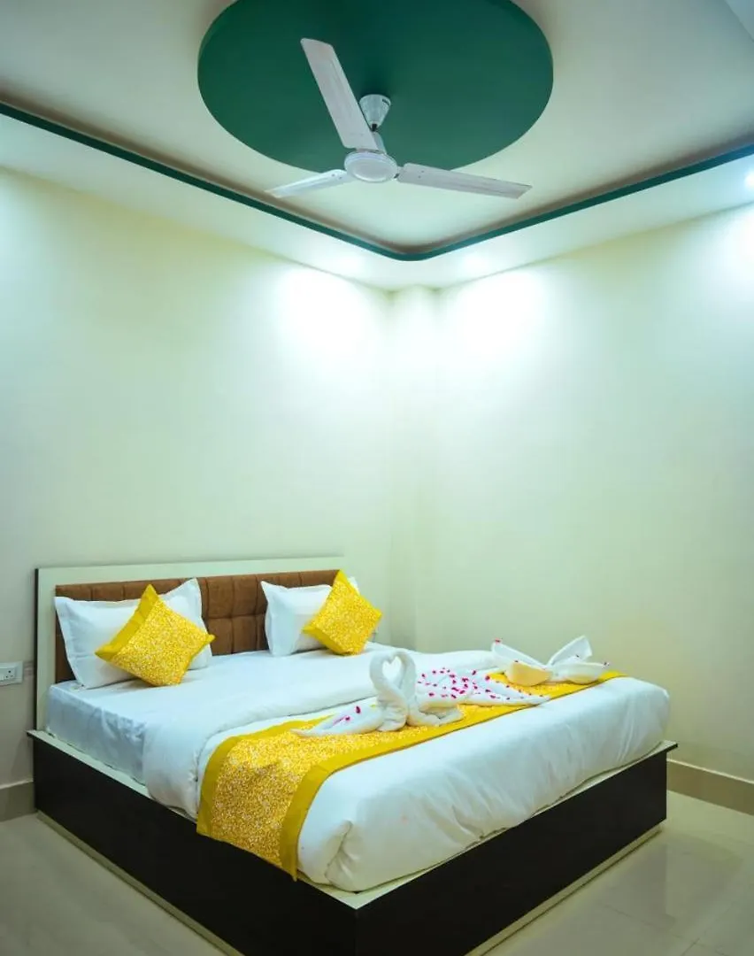 Hotel Aasha International Varanasi